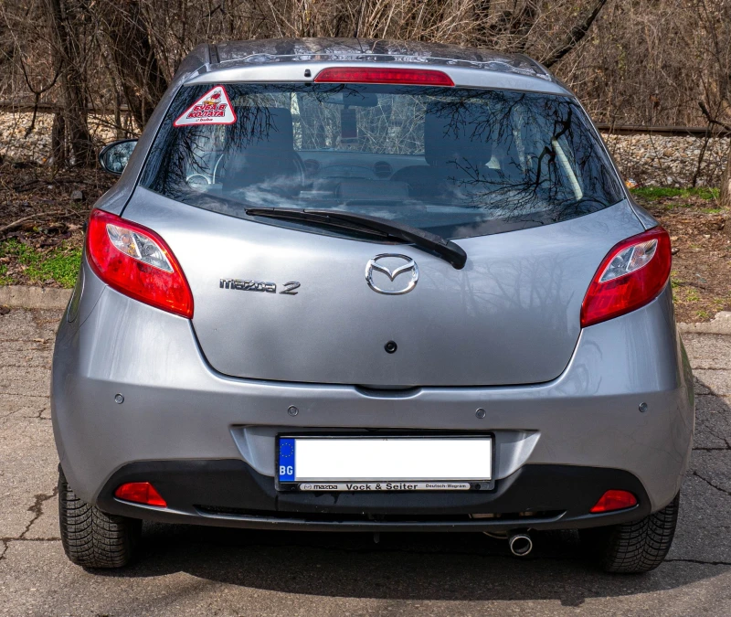 Mazda 2 1.4i (75 Hp), снимка 6 - Автомобили и джипове - 49569281