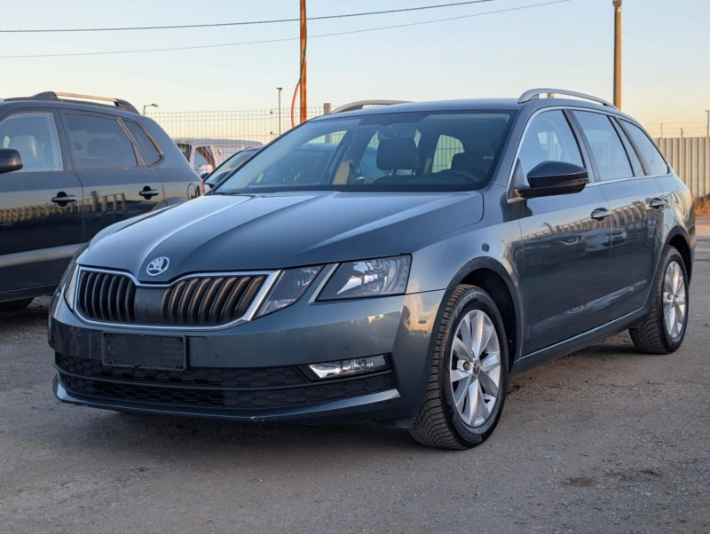 Skoda Octavia, снимка 3 - Автомобили и джипове - 49589065