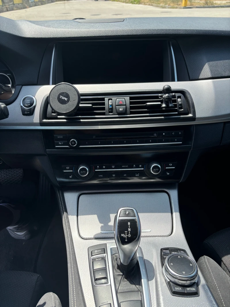 BMW 525  xDrive M Pack Facelift 2016 , снимка 10 - Автомобили и джипове - 52634102