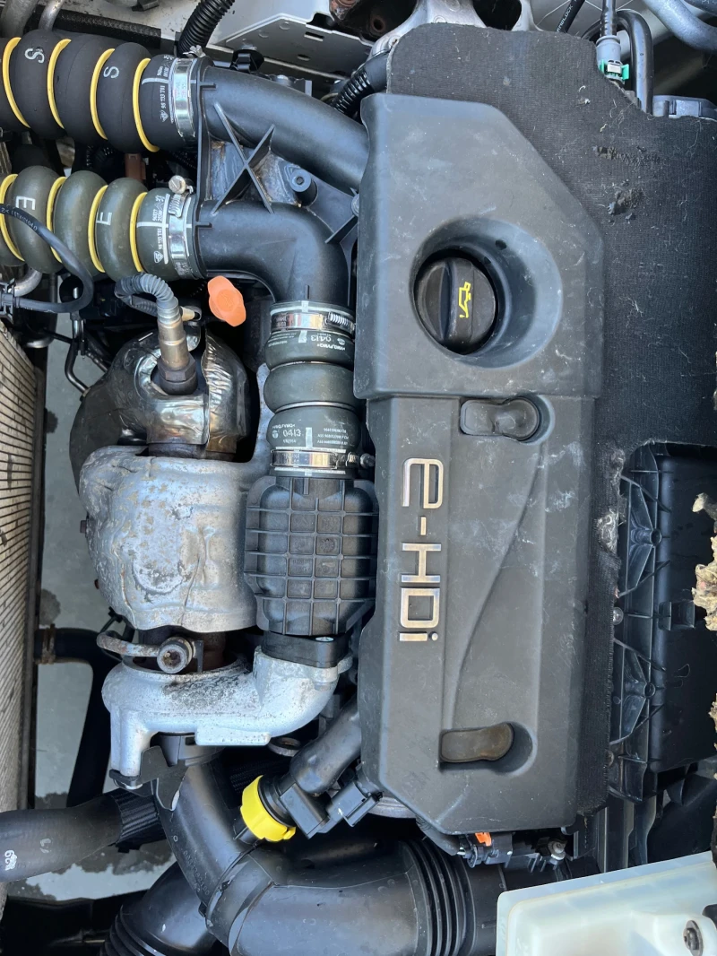 Citroen Berlingo 1.6 HDI/КЛИМА, снимка 15 - Автомобили и джипове - 51568000