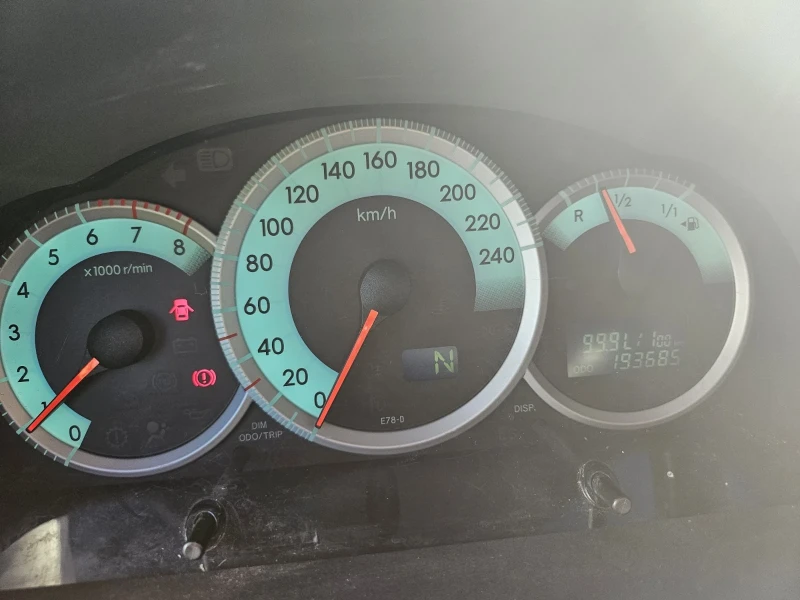 Toyota Corolla verso 6+ 1, снимка 5 - Автомобили и джипове - 52488215