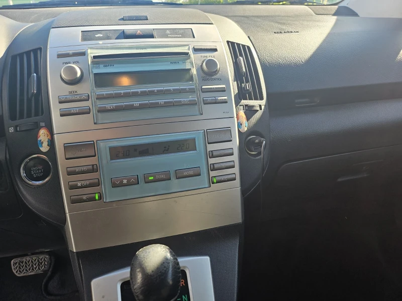 Toyota Corolla verso 6+ 1, снимка 7 - Автомобили и джипове - 52488215