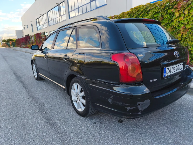 Toyota Avensis 1.8 VVT-i + LPG, снимка 5 - Автомобили и джипове - 52022949