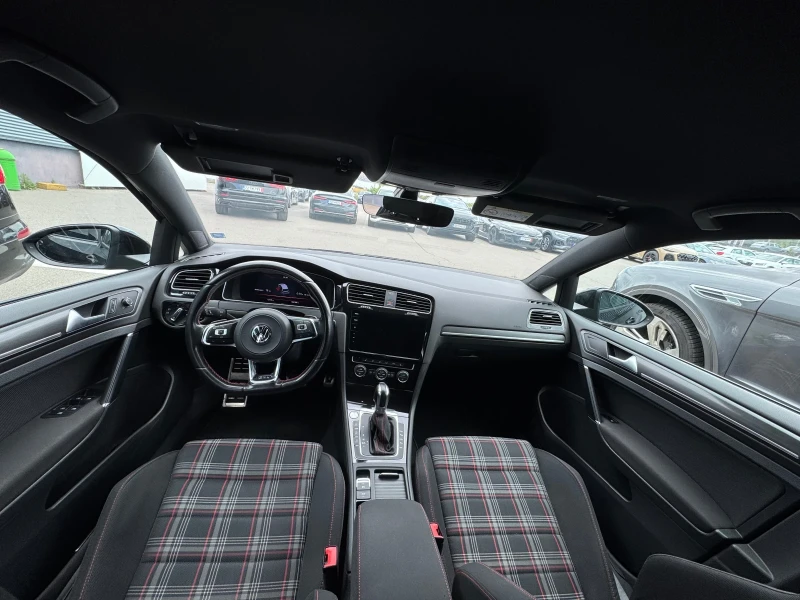 VW Golf GTI Performance , снимка 7 - Автомобили и джипове - 52097378