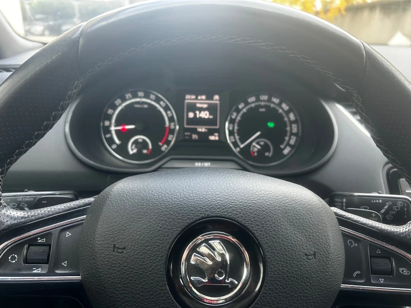 Skoda Octavia, снимка 10 - Автомобили и джипове - 52428029