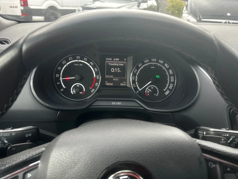 Skoda Octavia, снимка 14 - Автомобили и джипове - 52428029