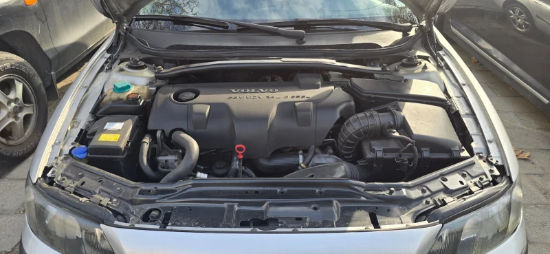 Volvo S60, снимка 14 - Автомобили и джипове - 52878694