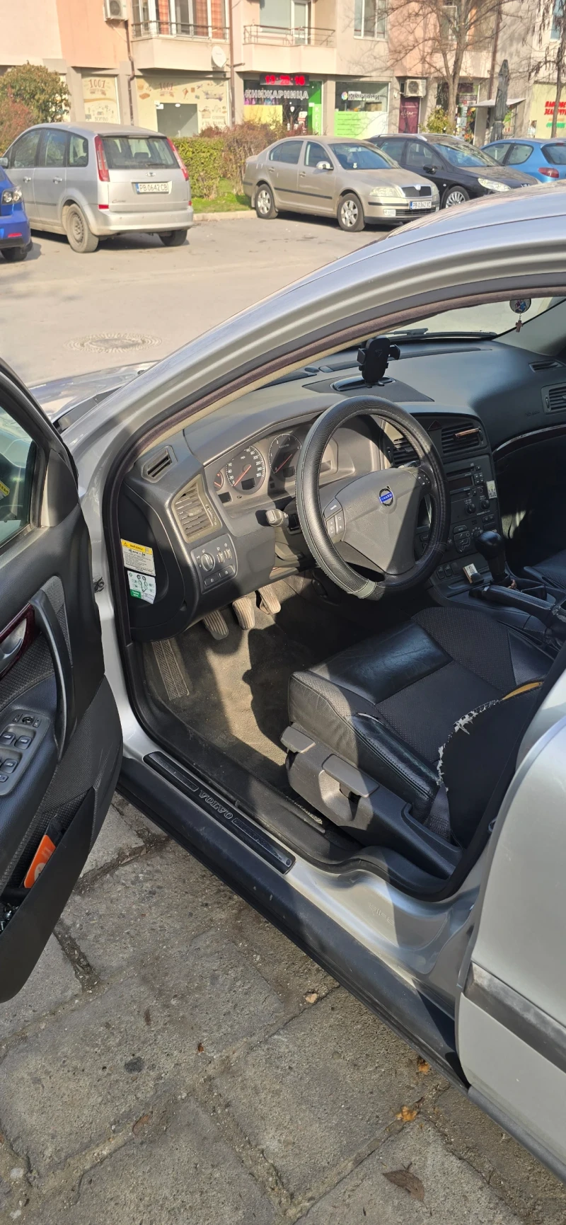 Volvo S60, снимка 11 - Автомобили и джипове - 52878694