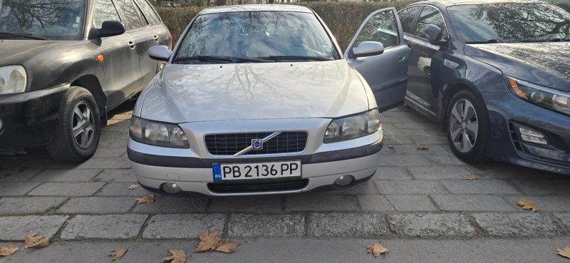 Volvo S60, снимка 12 - Автомобили и джипове - 52878694