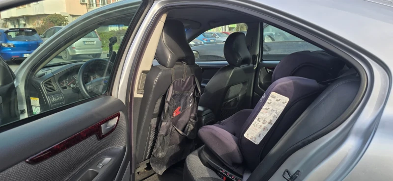 Volvo S60, снимка 8 - Автомобили и джипове - 52878694