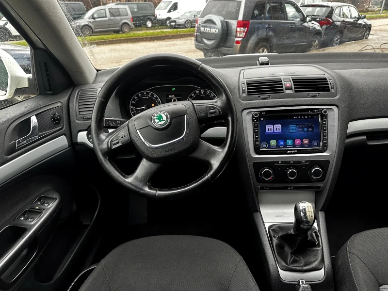Skoda Octavia 2.0TDi, снимка 7 - Автомобили и джипове - 52881985