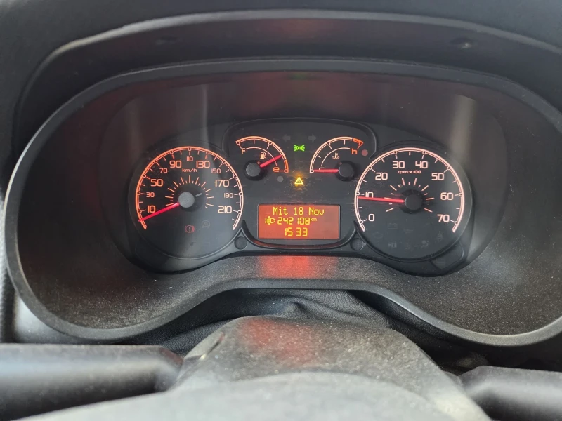 Fiat Doblo 1.3 90 кс * MAXI * KLIMA * EURO 5 , снимка 12 - Автомобили и джипове - 53168277