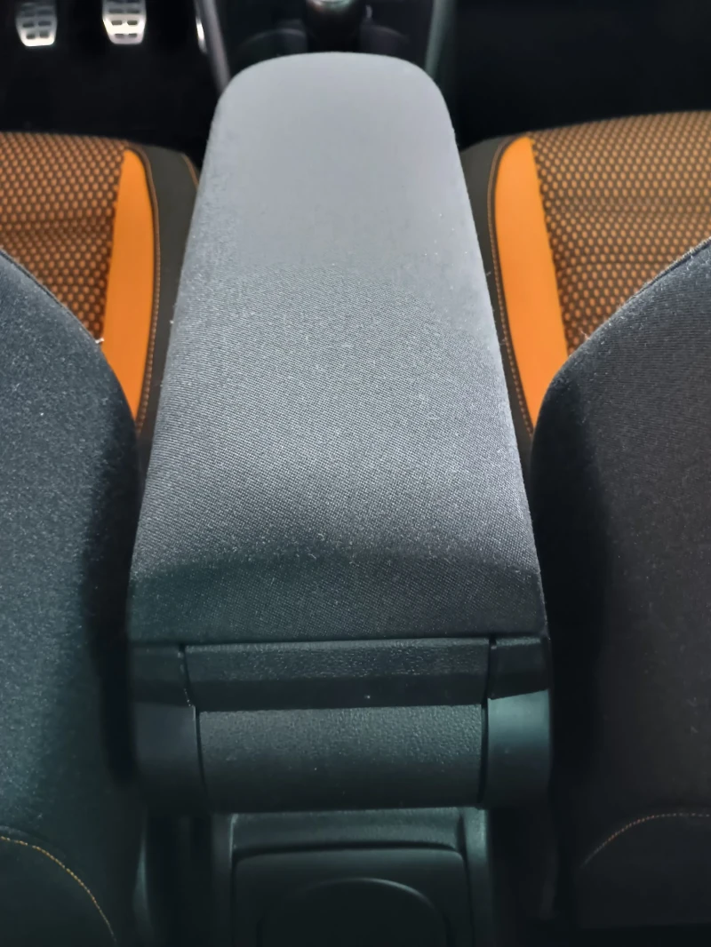 VW Polo * CROSS POLO * 1.6TDI 90ps * 95000km * УНИКАТ * , снимка 13 - Автомобили и джипове - 53234995