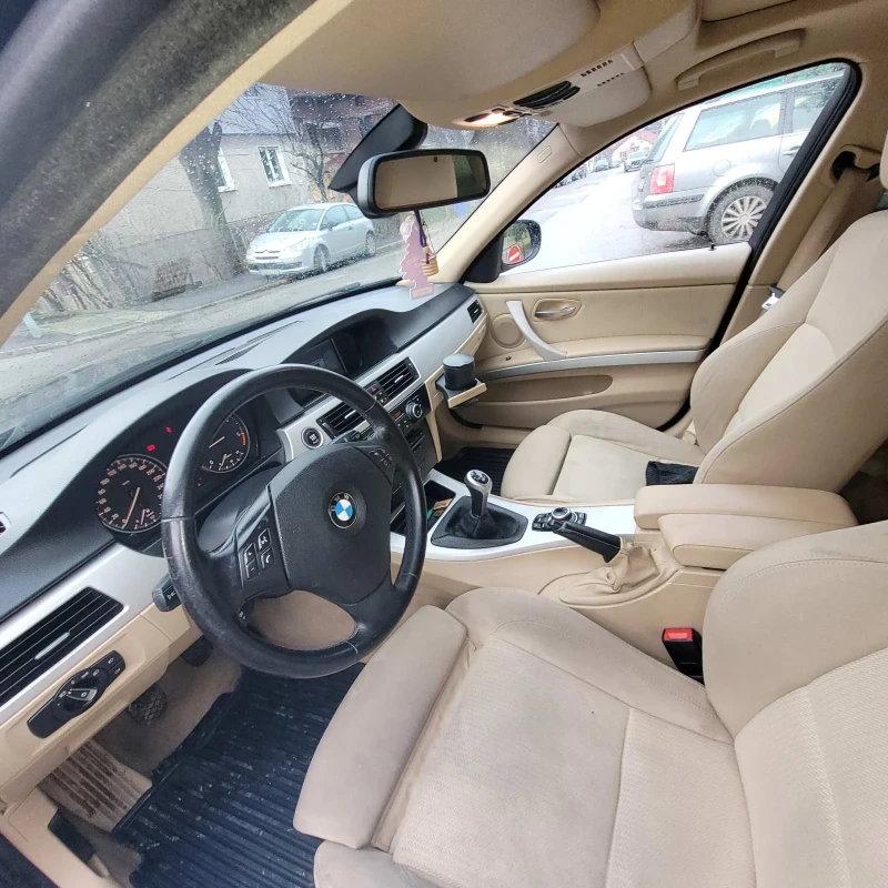 BMW 320 E91 facelift , снимка 5 - Автомобили и джипове - 53296997