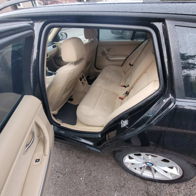 BMW 320 E91 facelift , снимка 7 - Автомобили и джипове - 53296997