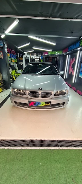 BMW 320
