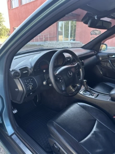 Mercedes-Benz C 270 AMG, снимка 7 - Автомобили и джипове - 55890576
