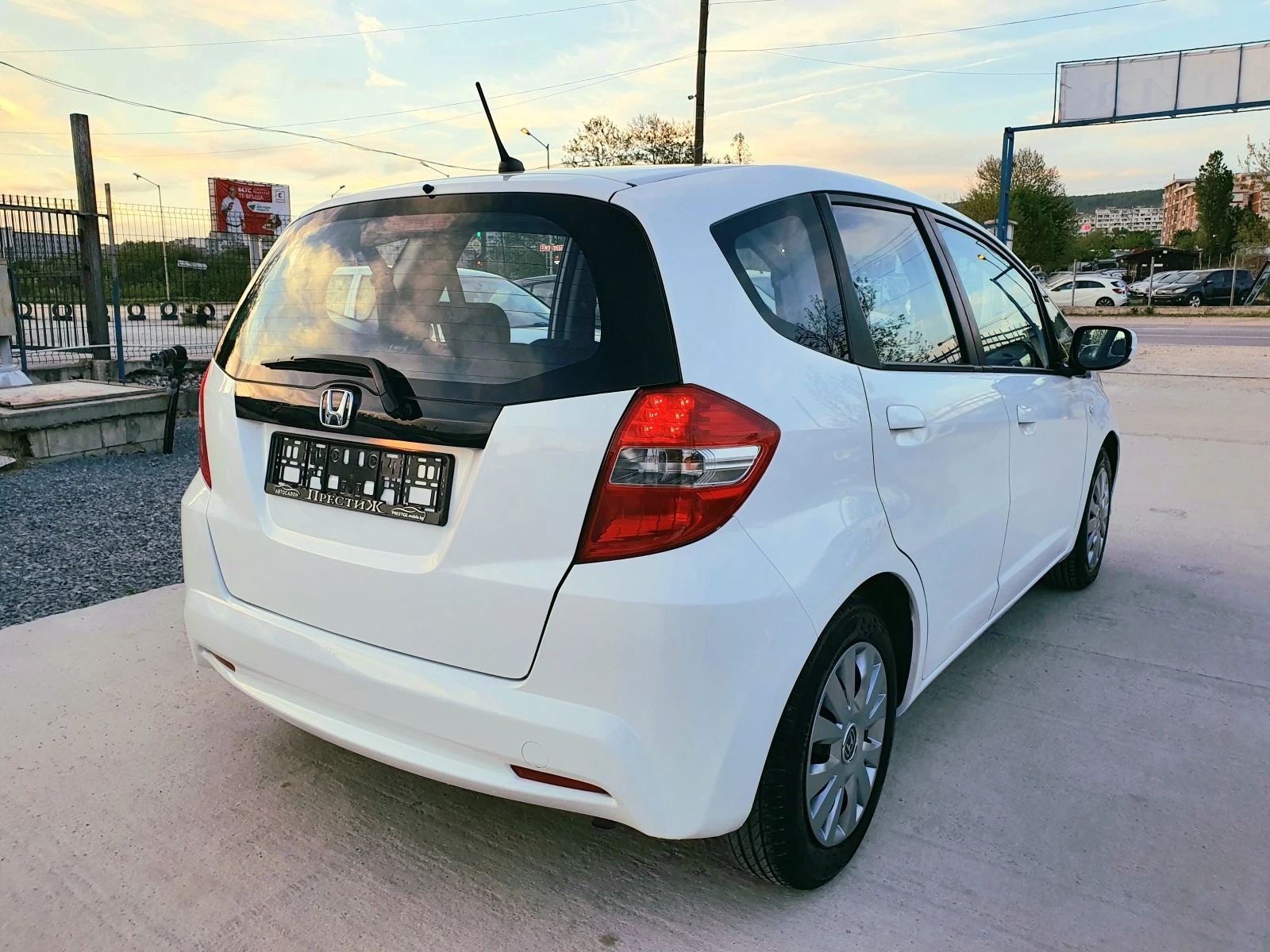 Honda Jazz 1.2i - GAZ - изображение 4