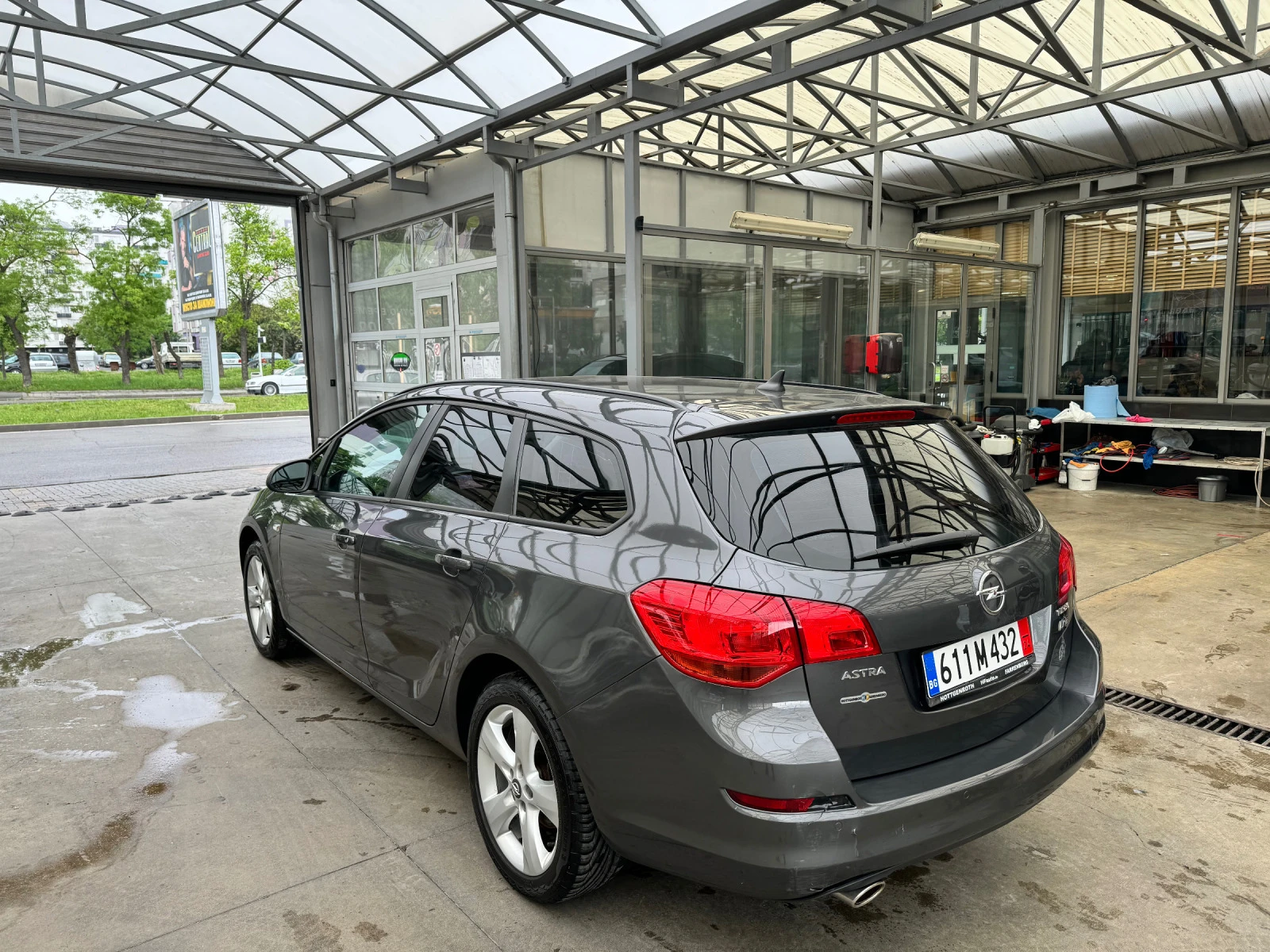 Opel Astra 1.4 Бензин-газ, Автоматик, Нави, Германия - изображение 6