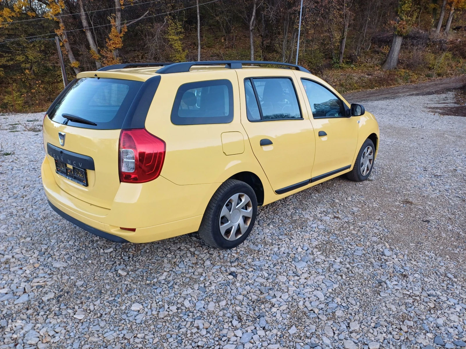 Dacia Logan 1.0 клима - изображение 5