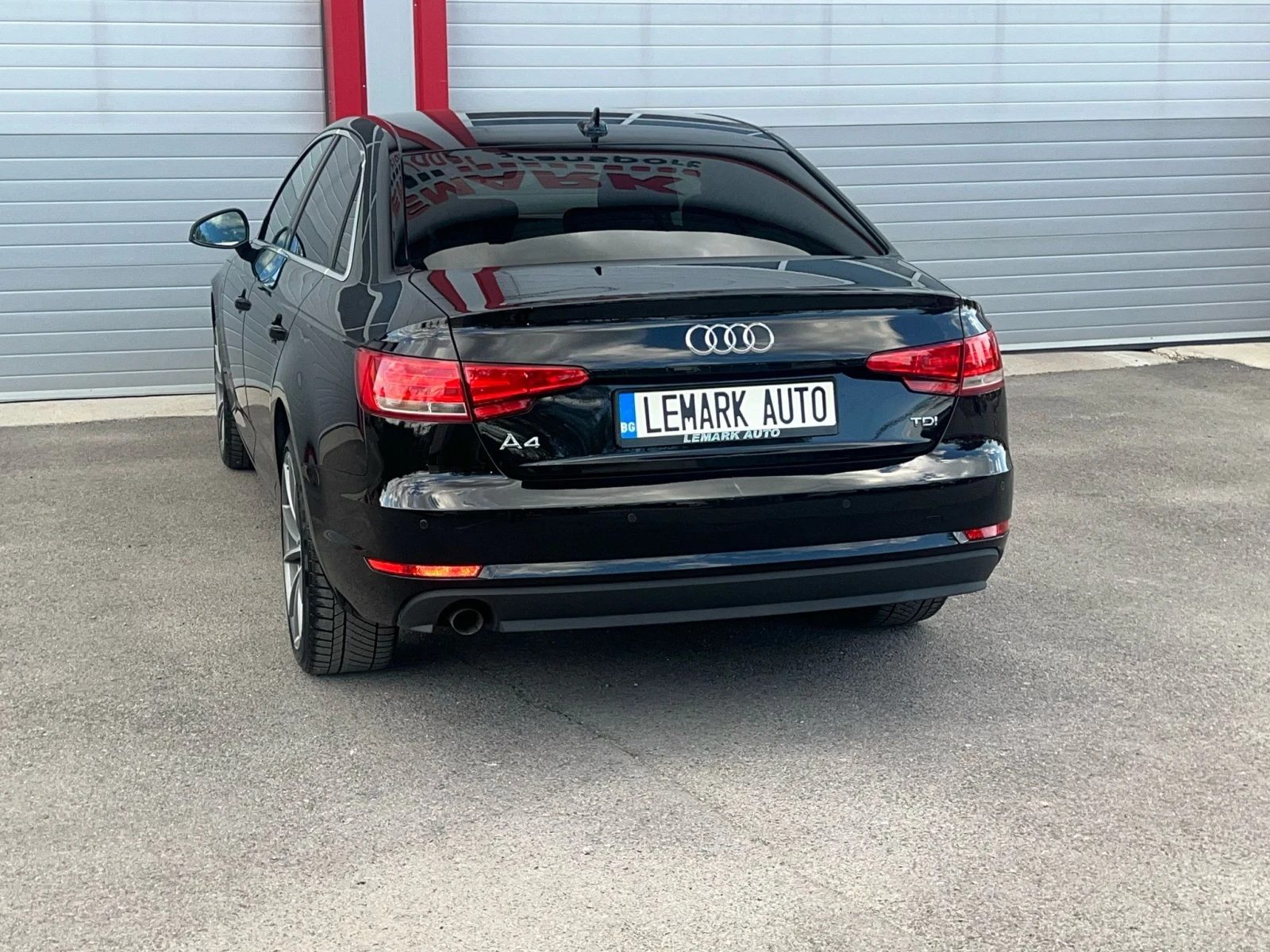 Audi A4 2.0TDI KEY LESS START STOP NAVI KLIMATRONIK - изображение 9