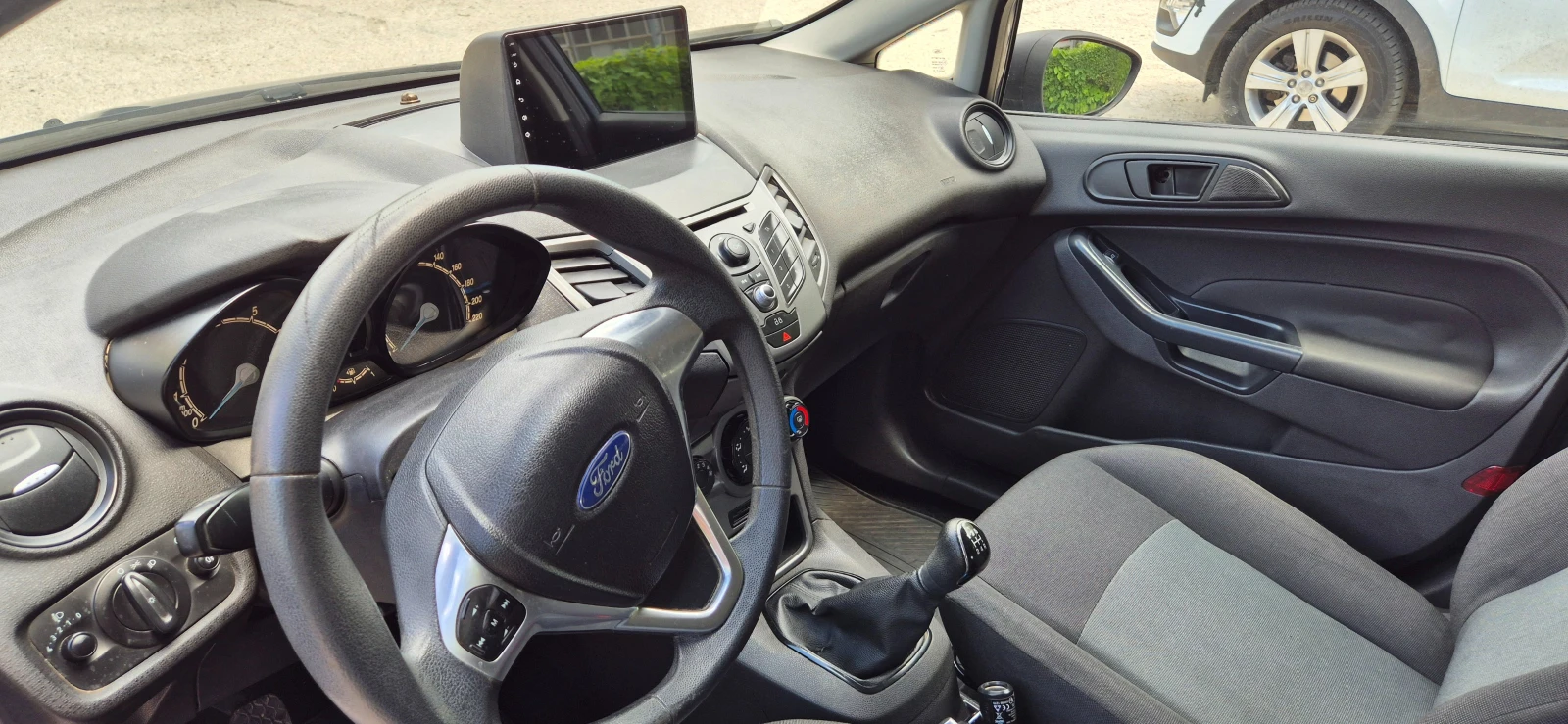 Ford Fiesta  - изображение 8