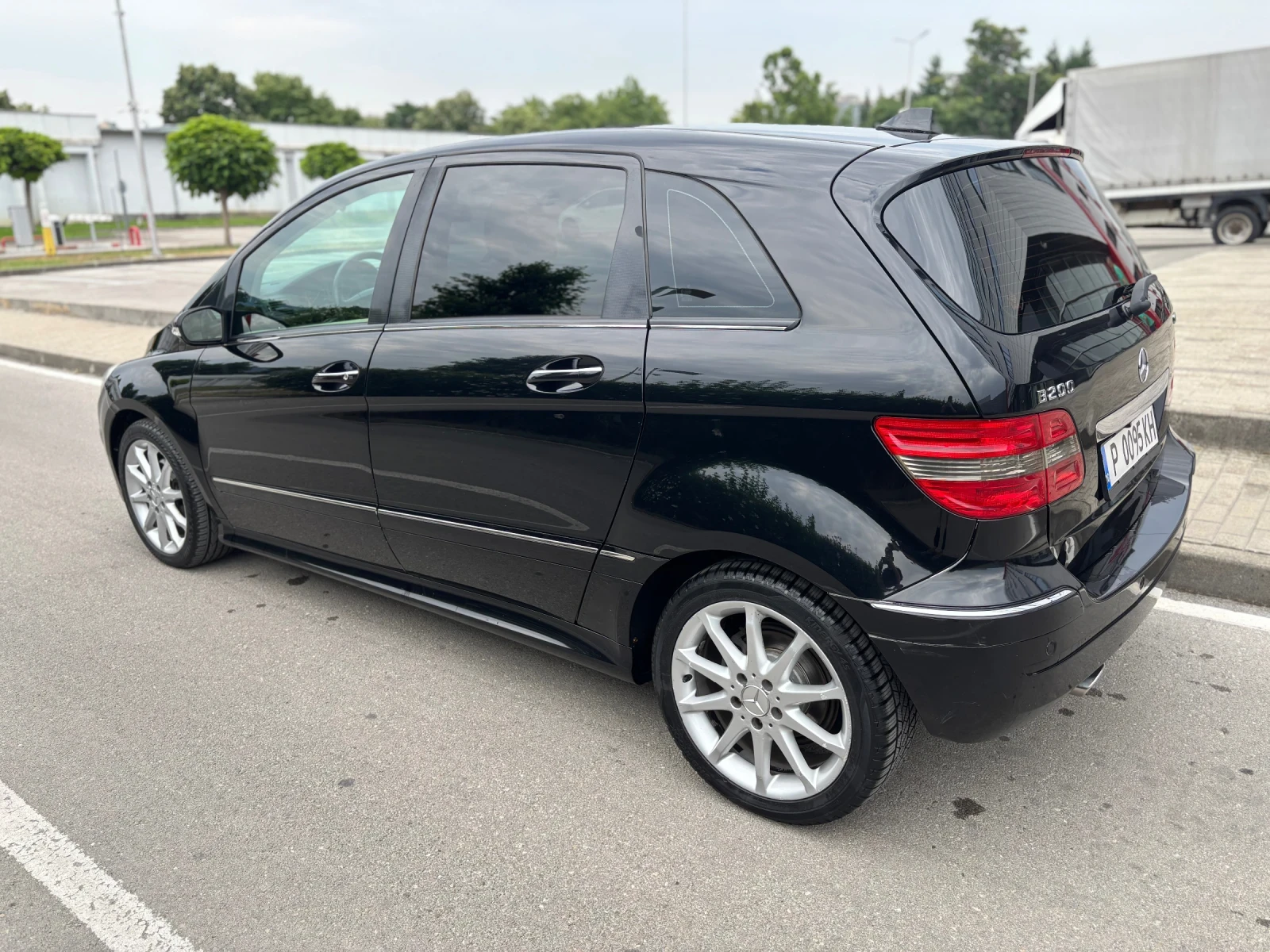 Mercedes-Benz B 200  - изображение 4