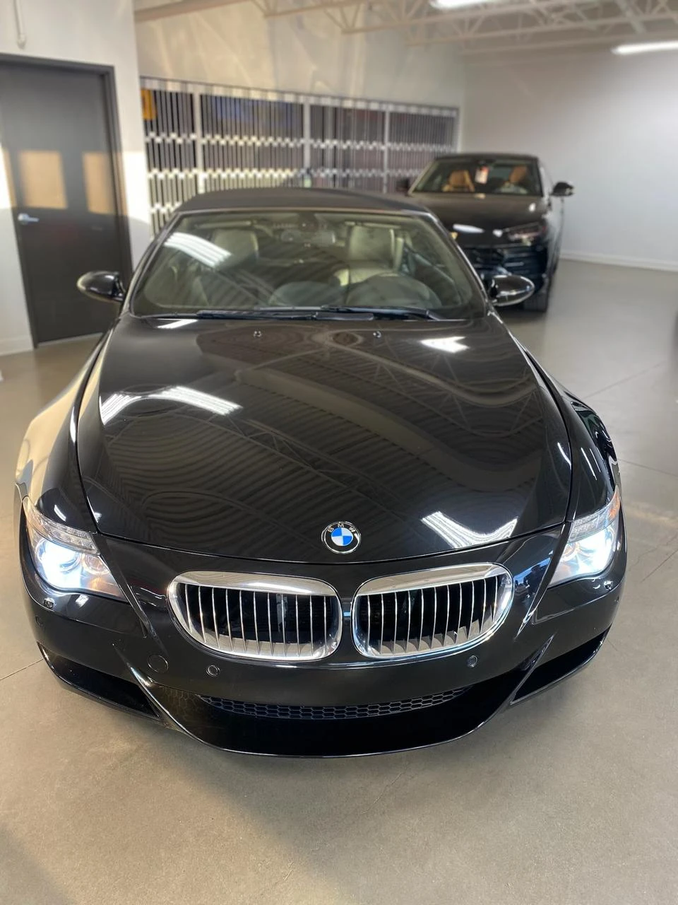 BMW M6 M6 5.0L v10* Авто финансиране* Карфакс - изображение 4