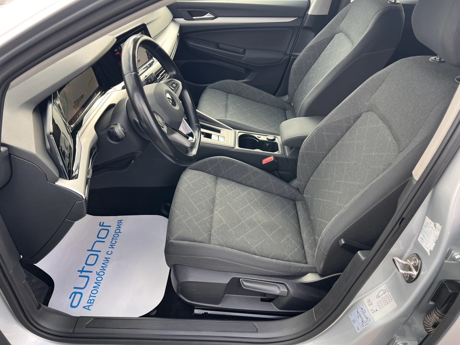 VW Golf Life/1.5eTSI/150k.c./7AT - изображение 8