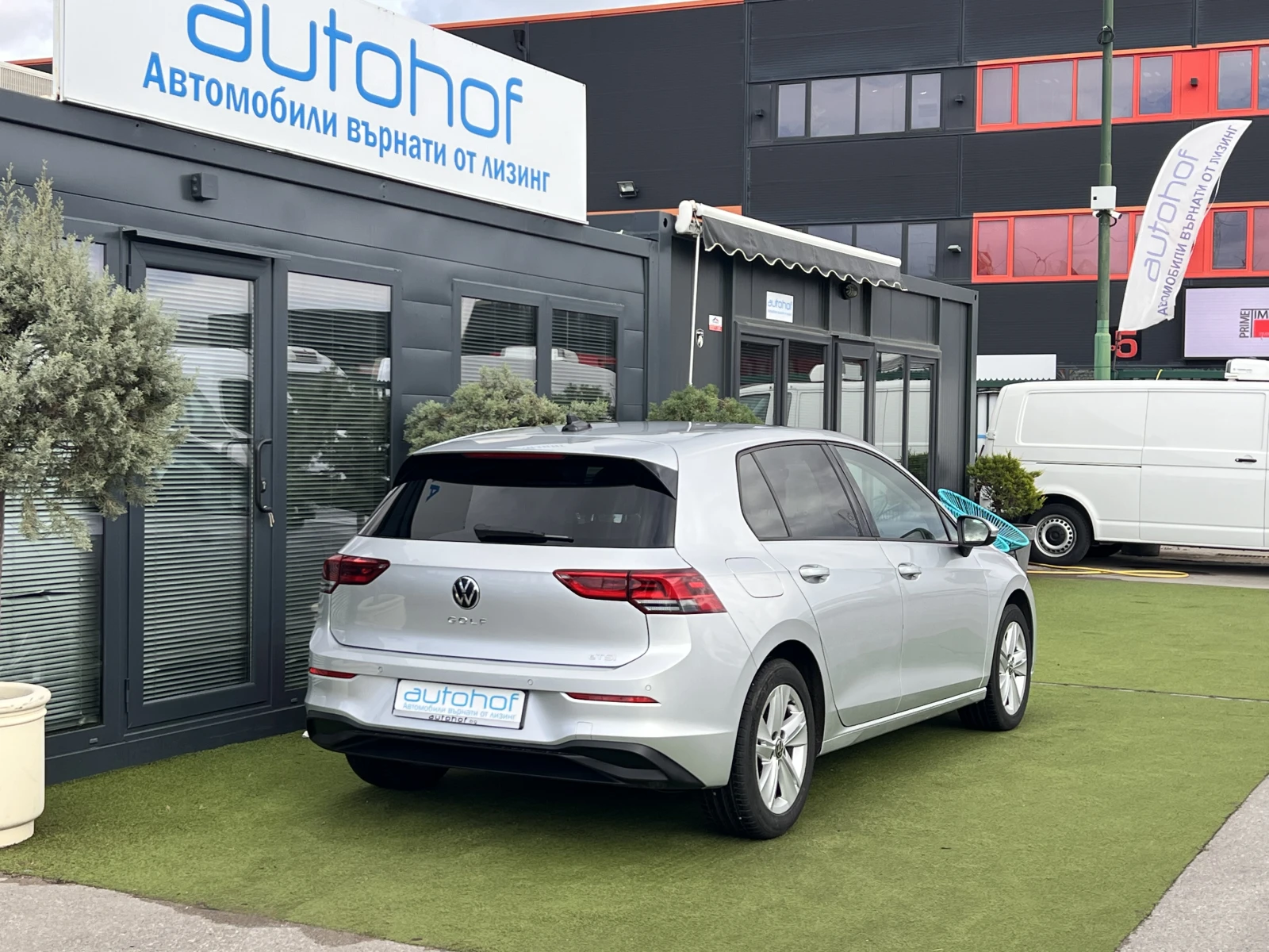 VW Golf Life/1.5eTSI/150k.c./7AT - изображение 4