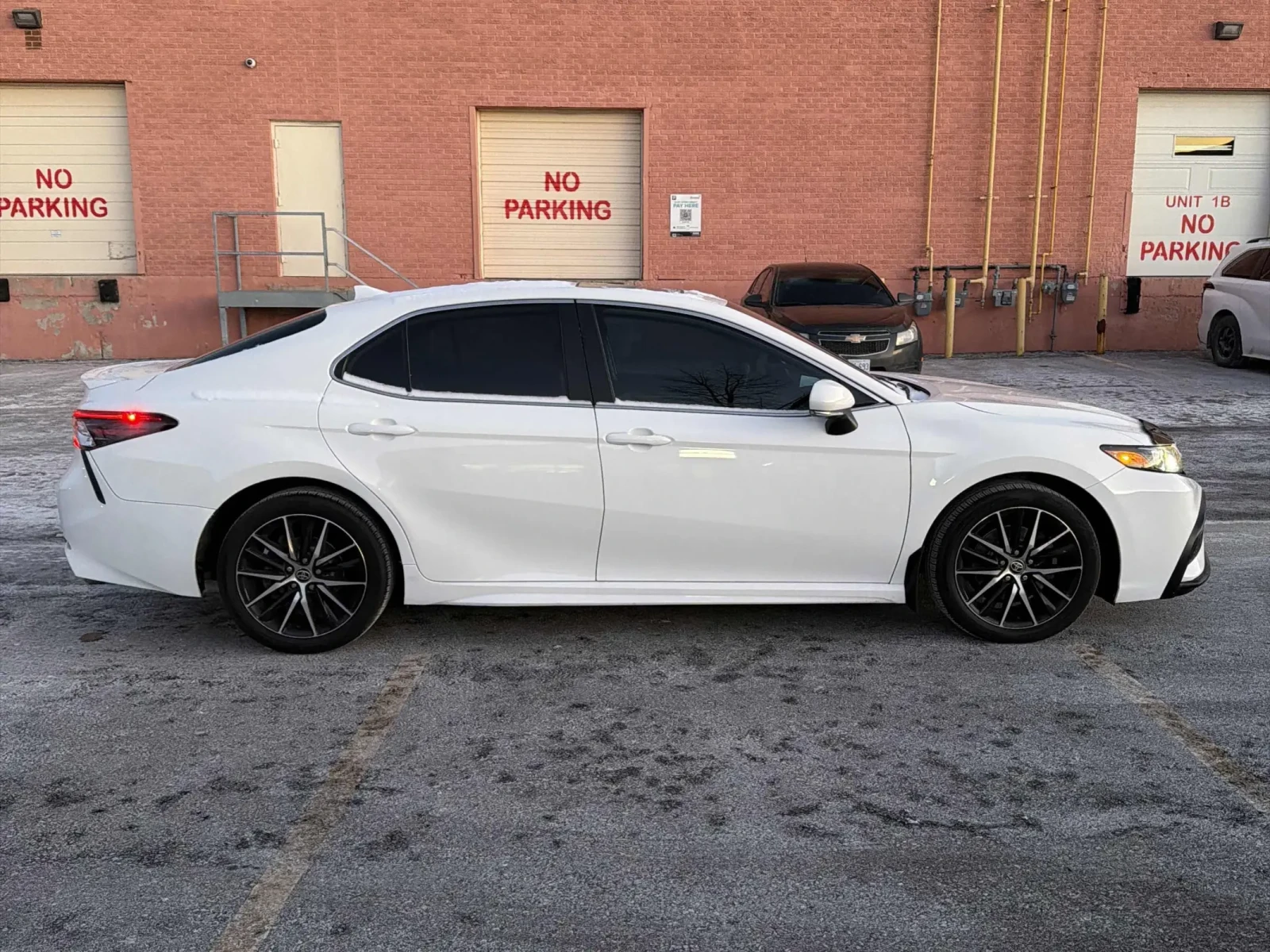 Toyota Camry * CARFAX * БЕЗ ПЪРВОНАЧАЛНА ВНОСКА - изображение 4