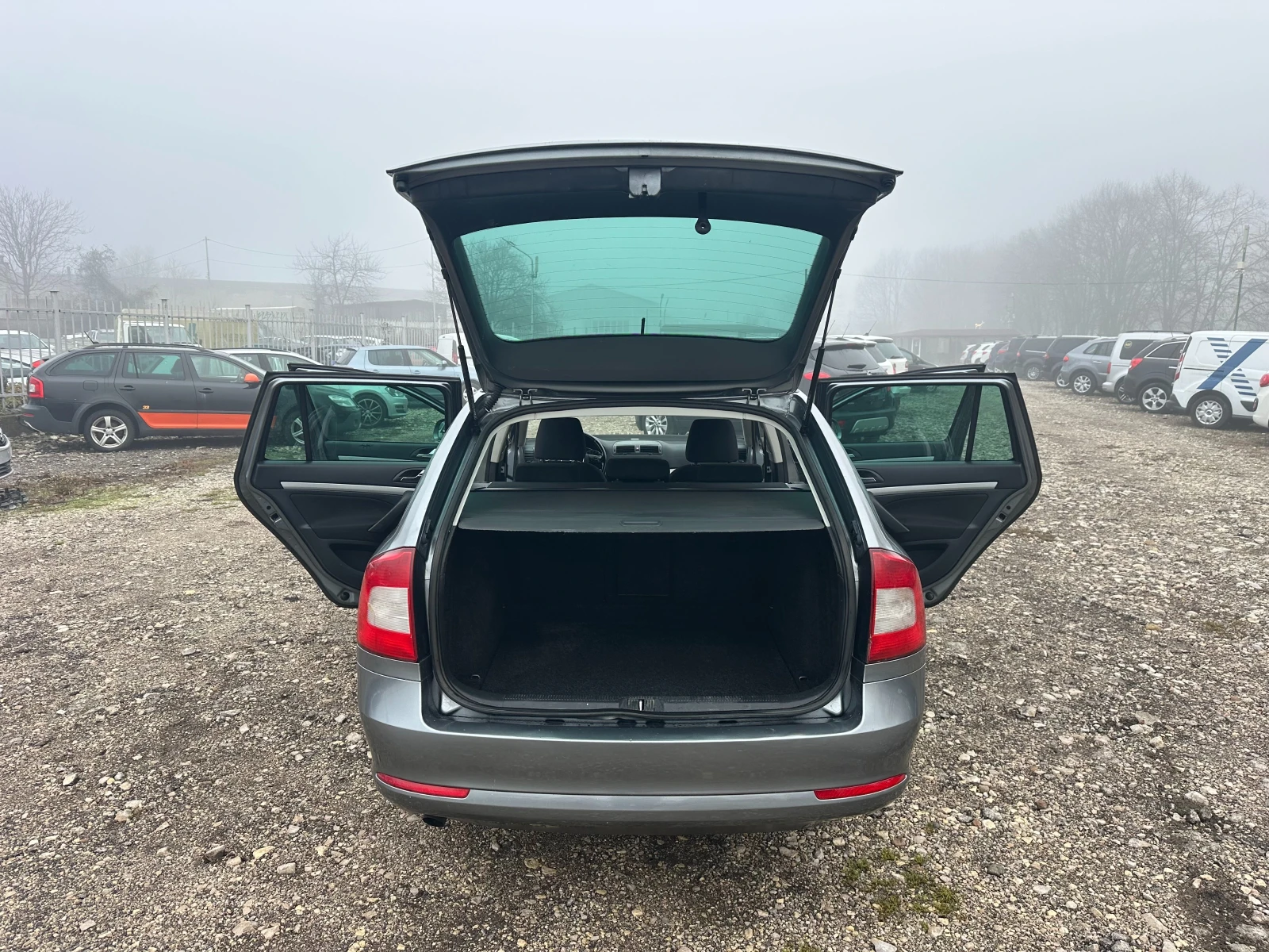 Skoda Octavia 1.6TDI 105kc EVRO5 | Mobile.bg � ����������� 15