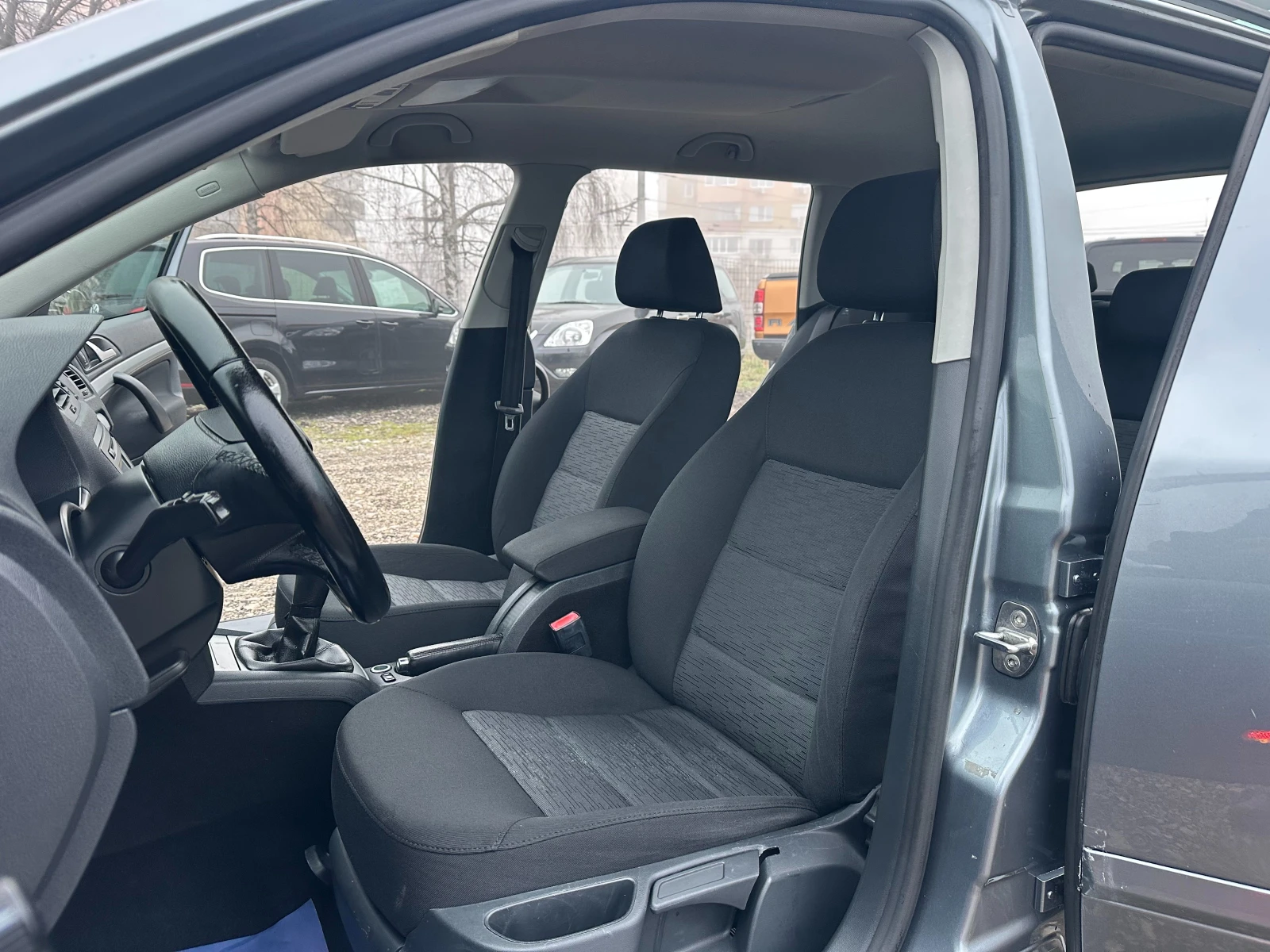 Skoda Octavia 1.6TDI 105kc EVRO5 - изображение 9