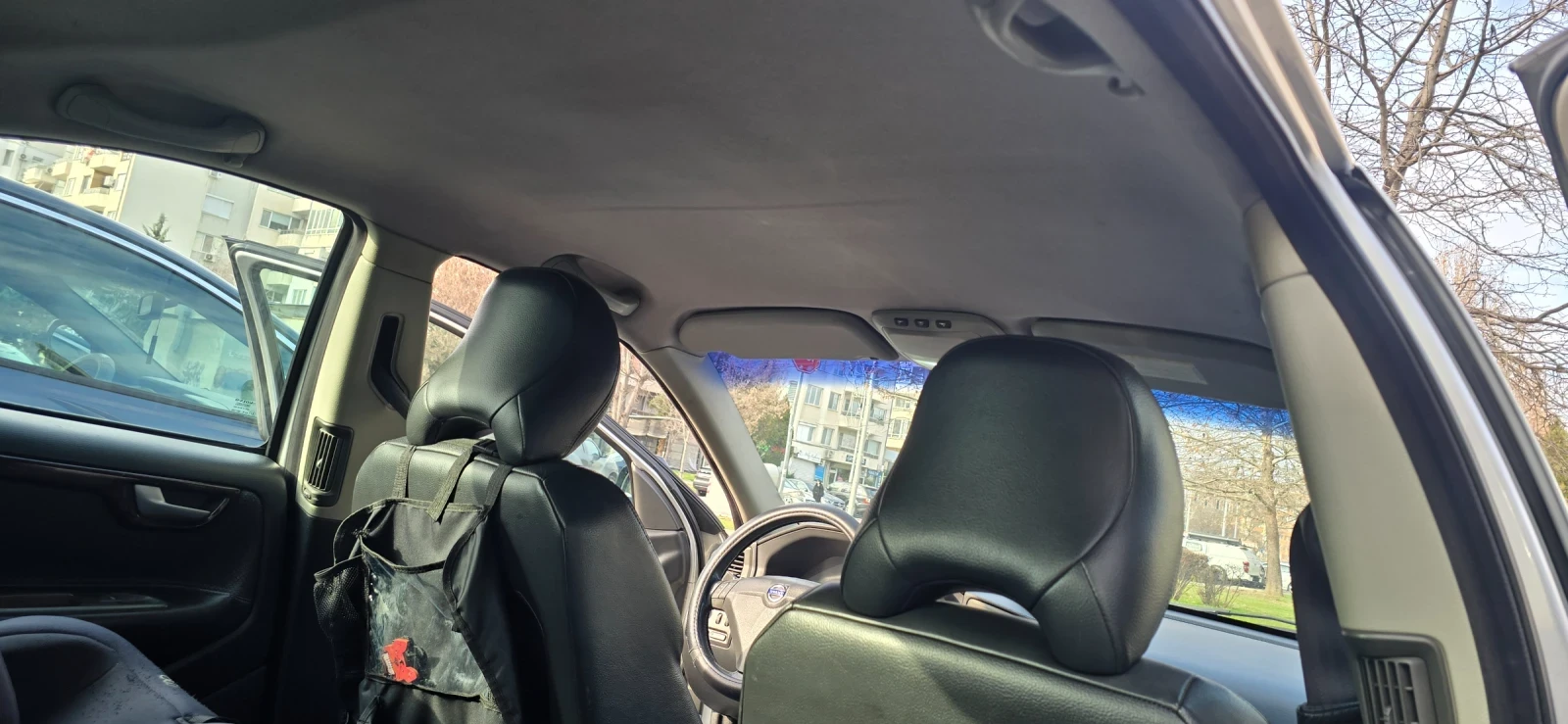 Volvo S60  - изображение 7