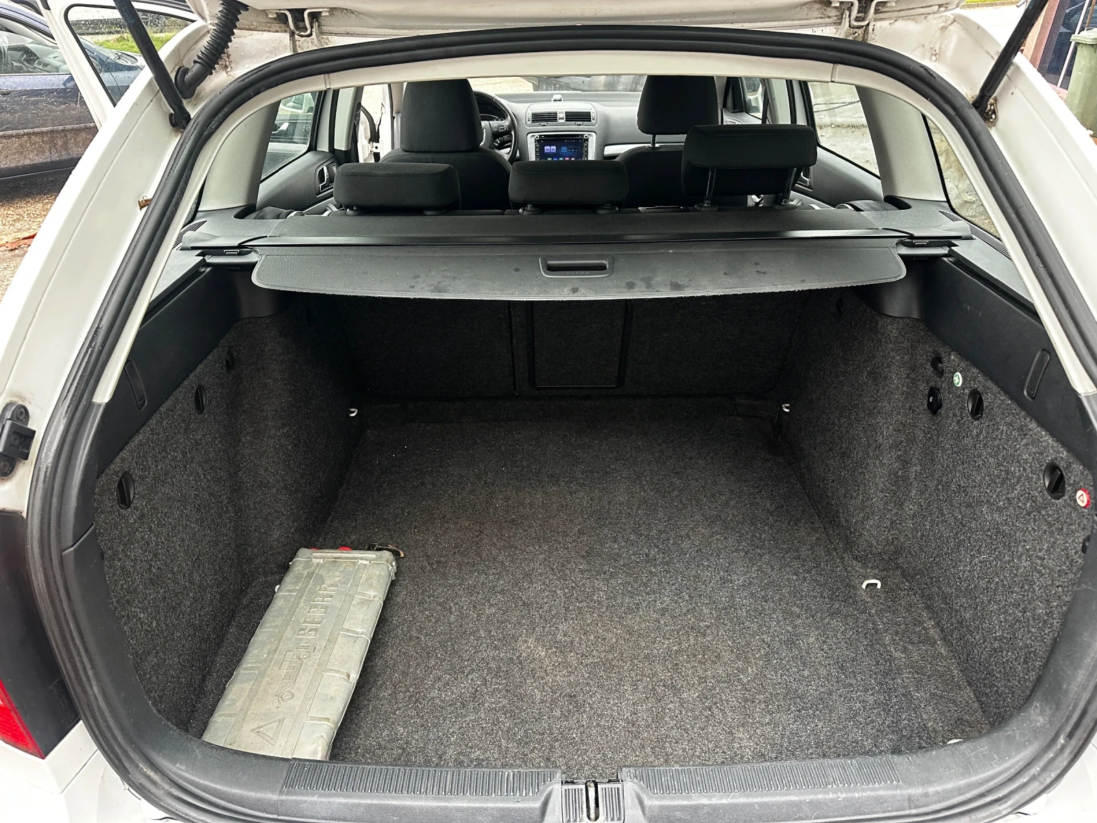 Skoda Octavia 2.0TDi | Mobile.bg � ����������� 15