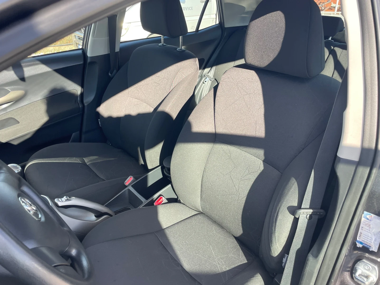 Toyota Auris | Mobile.bg � ����������� 9