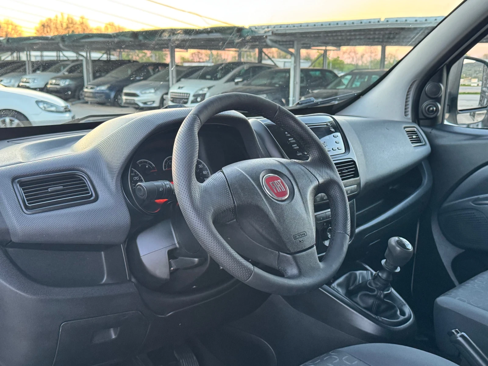 Fiat Doblo 1.6mjet ИТАЛИЯ, снимка 7 - Автомобили и джипове - 54247767