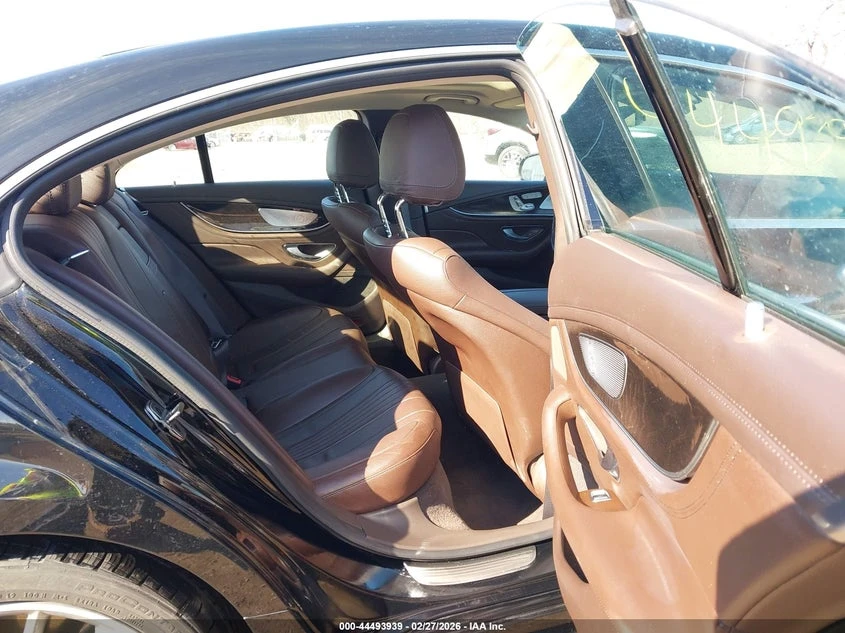 Mercedes-Benz CLS 450 * DIS * ОБДУХ * 360, снимка 9 - Автомобили и джипове - 54821312