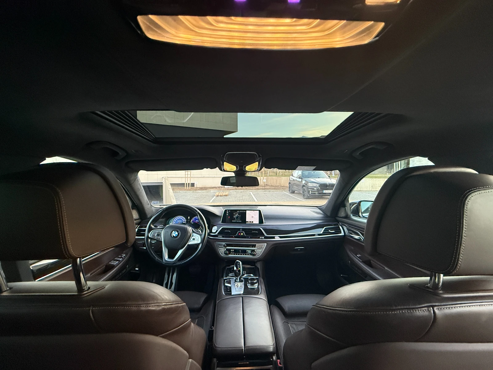 BMW 740 xDrive // СМЕНЕНИ ВЕРИГИ // LASER, снимка 13 - Автомобили и джипове - 54912205