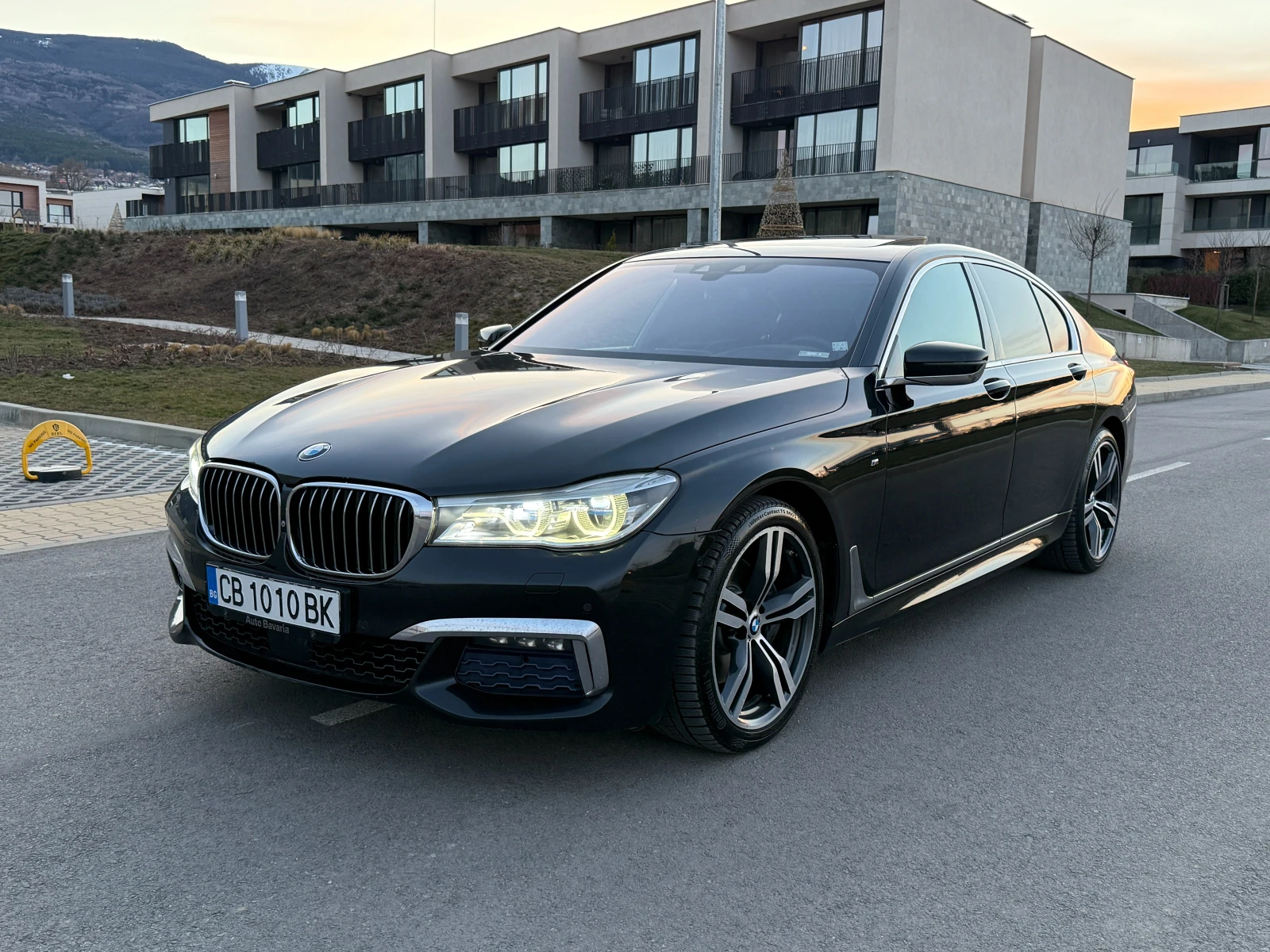 BMW 740 xDrive // СМЕНЕНИ ВЕРИГИ // LASER, снимка 7 - Автомобили и джипове - 54912205