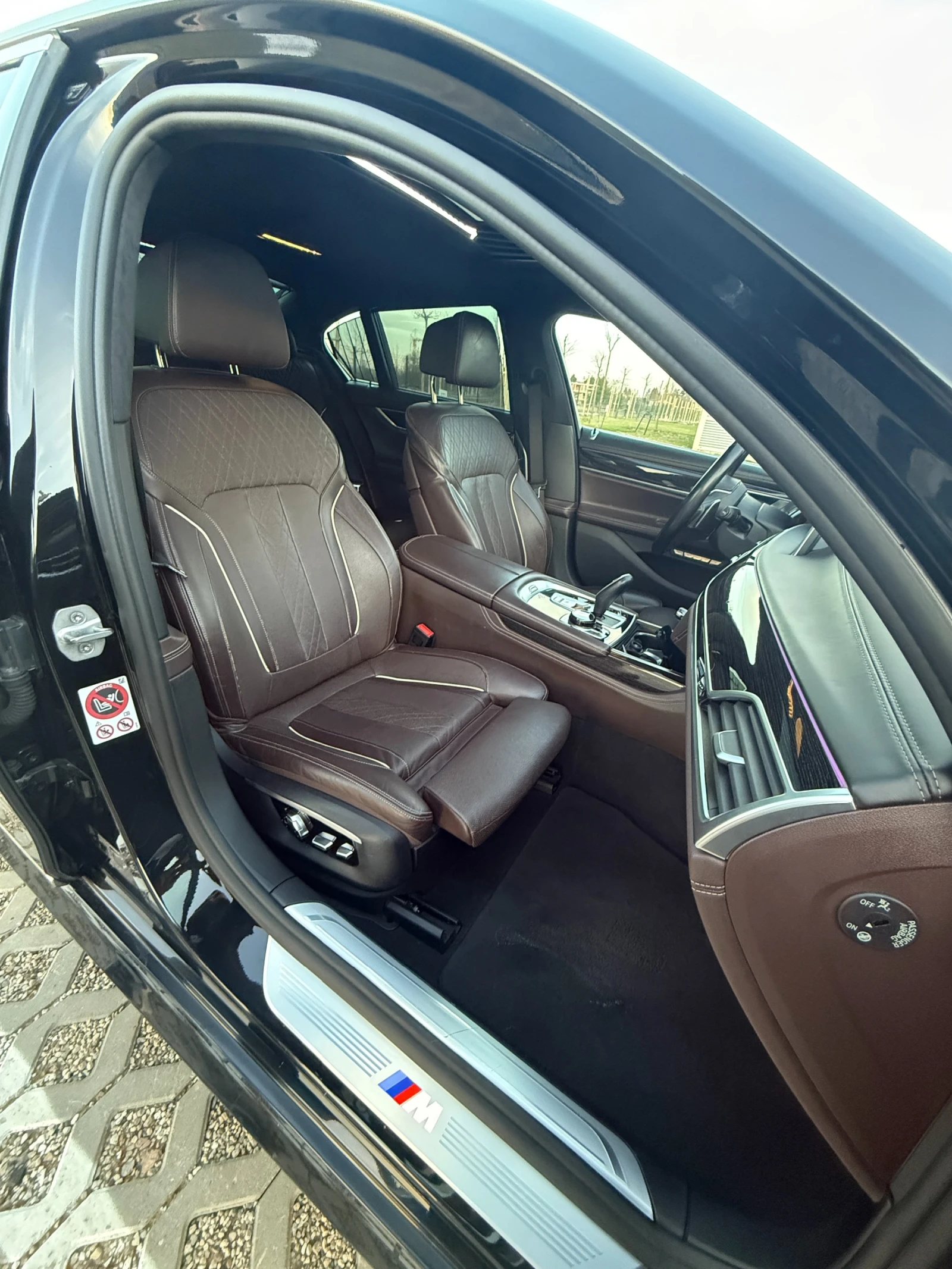 BMW 740 xDrive // СМЕНЕНИ ВЕРИГИ // LASER, снимка 10 - Автомобили и джипове - 54912205