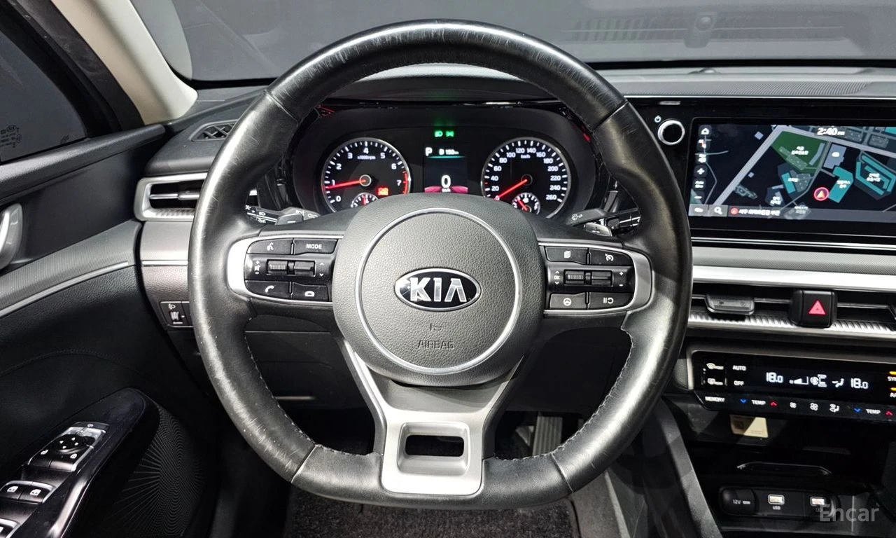 Kia K5 1.6 Turbo Prestige* ПОДГРЕВ* ОБДУХВАНЕ* КАМЕРА* , снимка 9 - Автомобили и джипове - 55050854