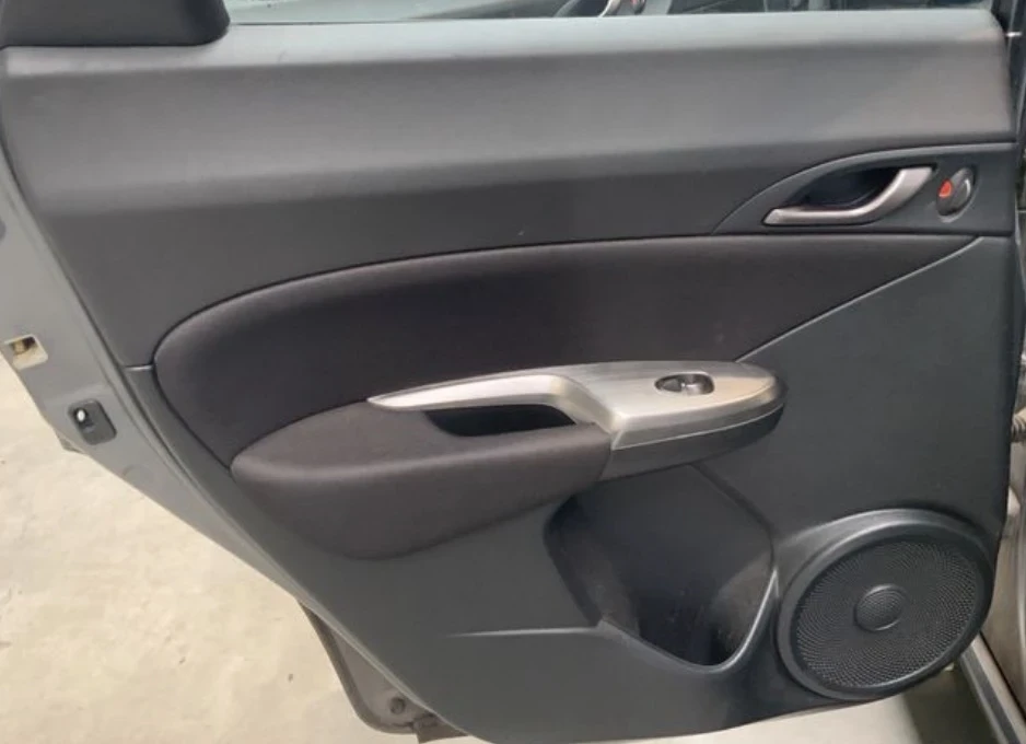 Honda Civic 1.8 VTEC Sport* FACELIFT* EURO 5, снимка 15 - Автомобили и джипове - 55153930