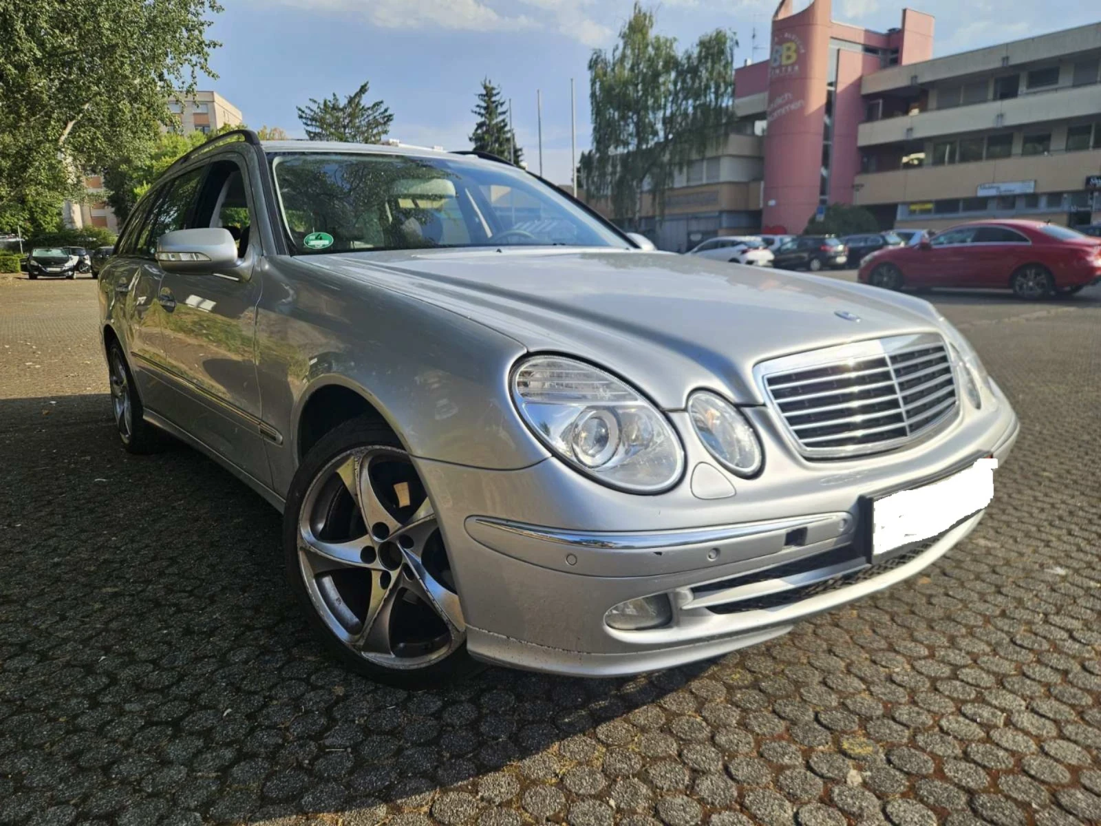 Mercedes-Benz E 320 Avangarde Germany 