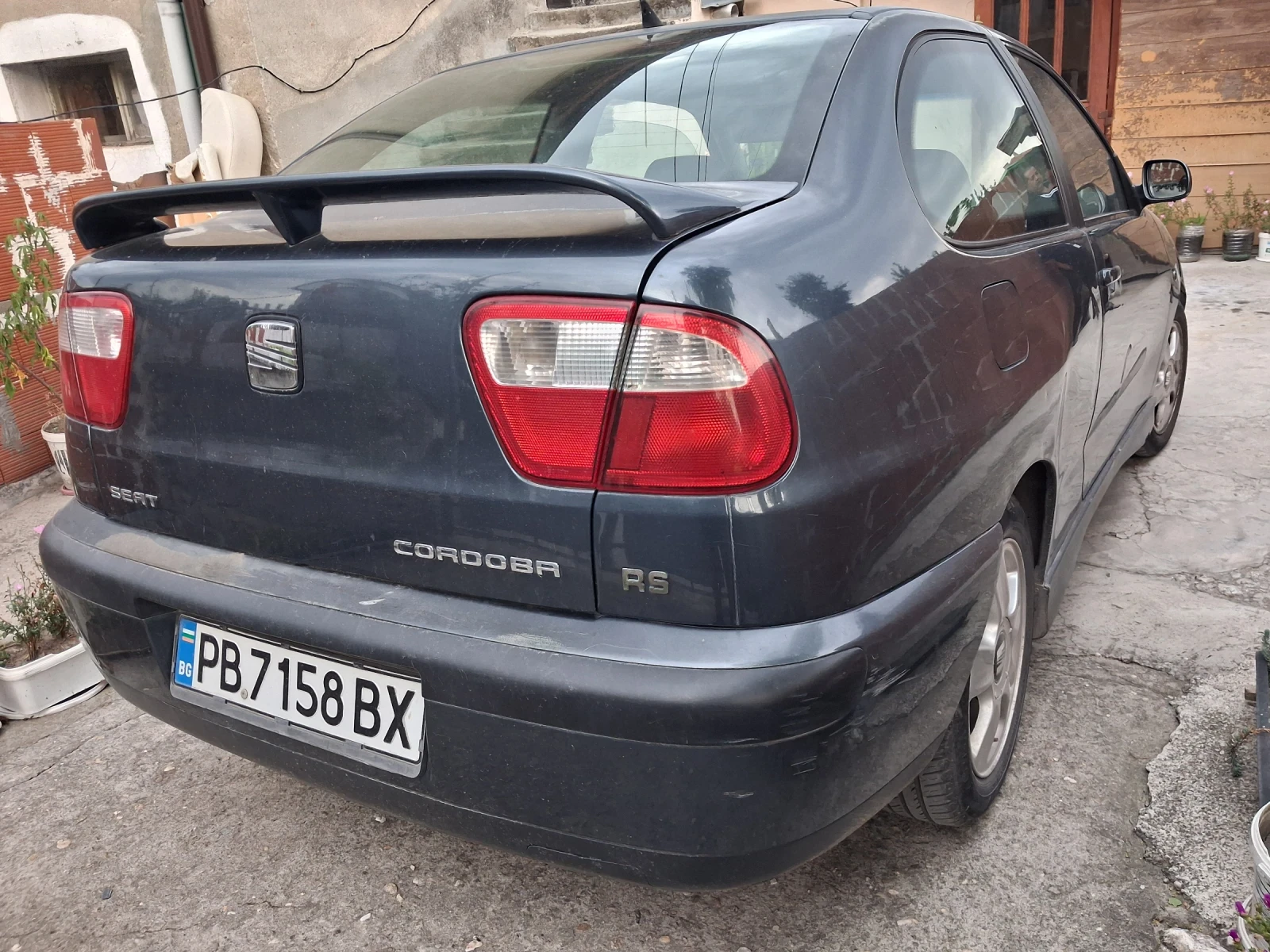 Seat Cordoba 1.6i rs, снимка 5 - Автомобили и джипове - 55408228