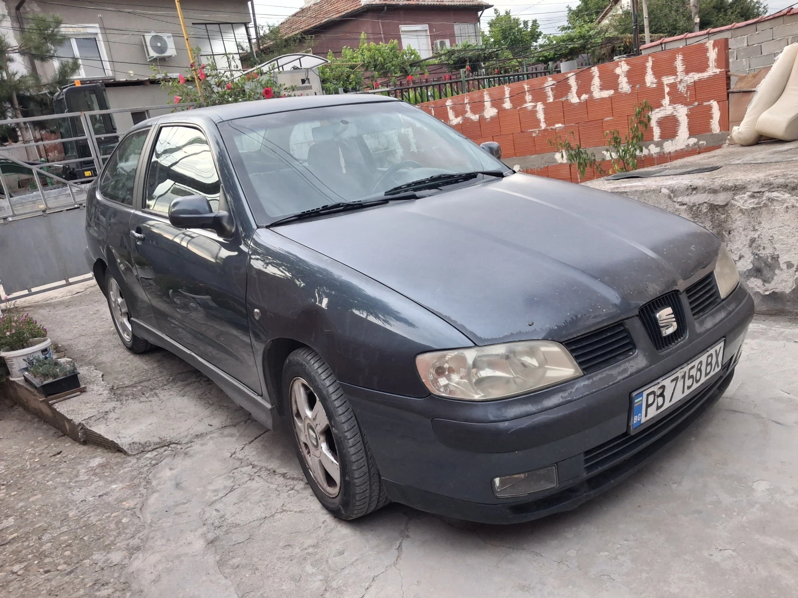 Seat Cordoba 1.6i rs, снимка 2 - Автомобили и джипове - 55408228