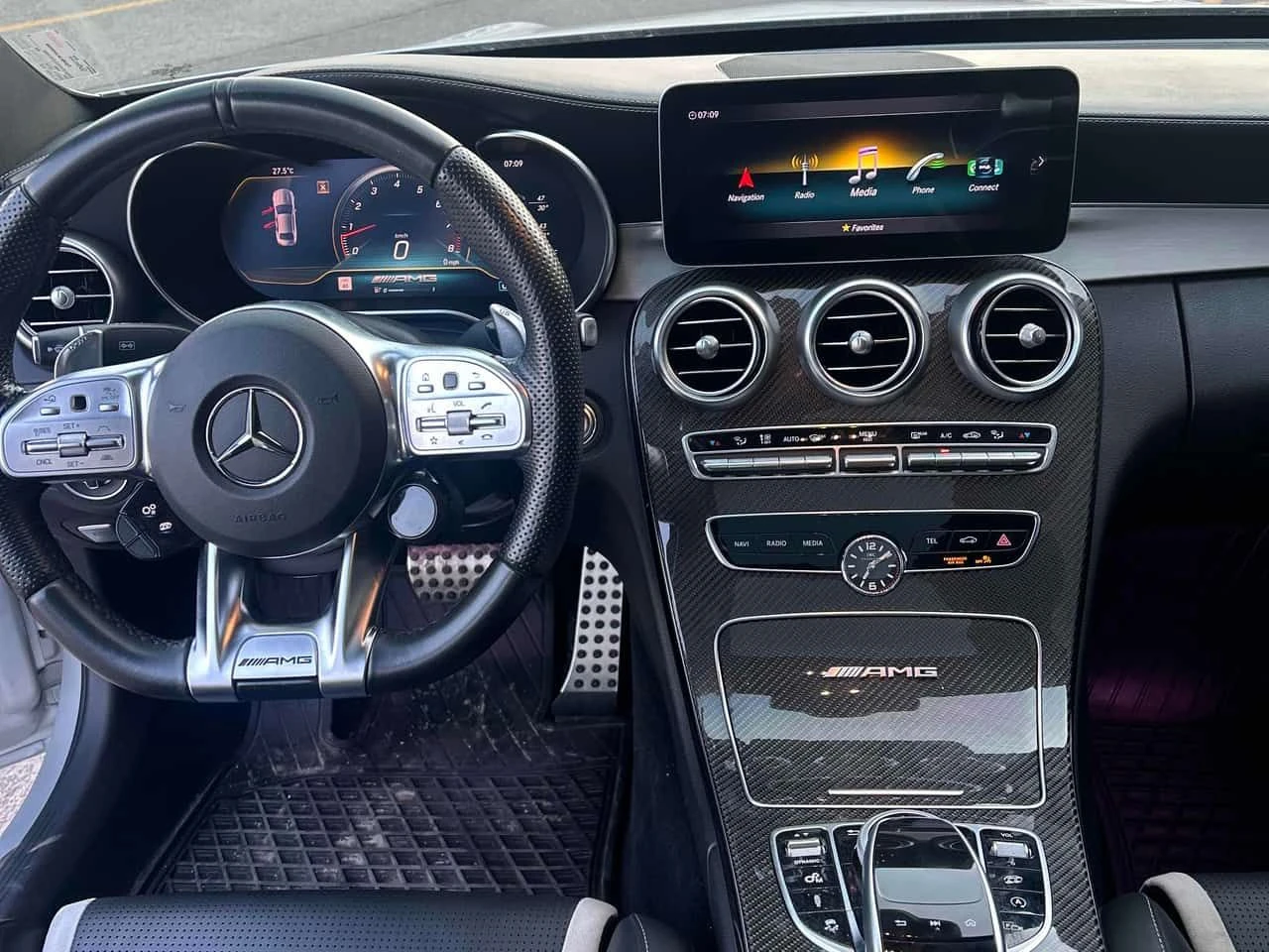 Mercedes-Benz AMG GT C * 63 S * CARFAX * ЦЕНА ДО БГ, снимка 15 - Автомобили и джипове - 55434832