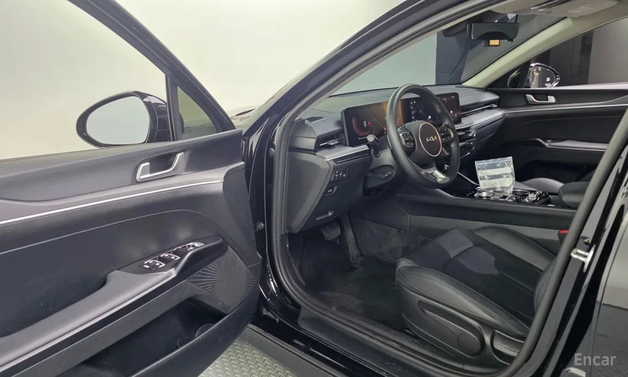 Kia K5 * 2.0 * ЦЕНА ДО БГ, снимка 5 - Автомобили и джипове - 56129236