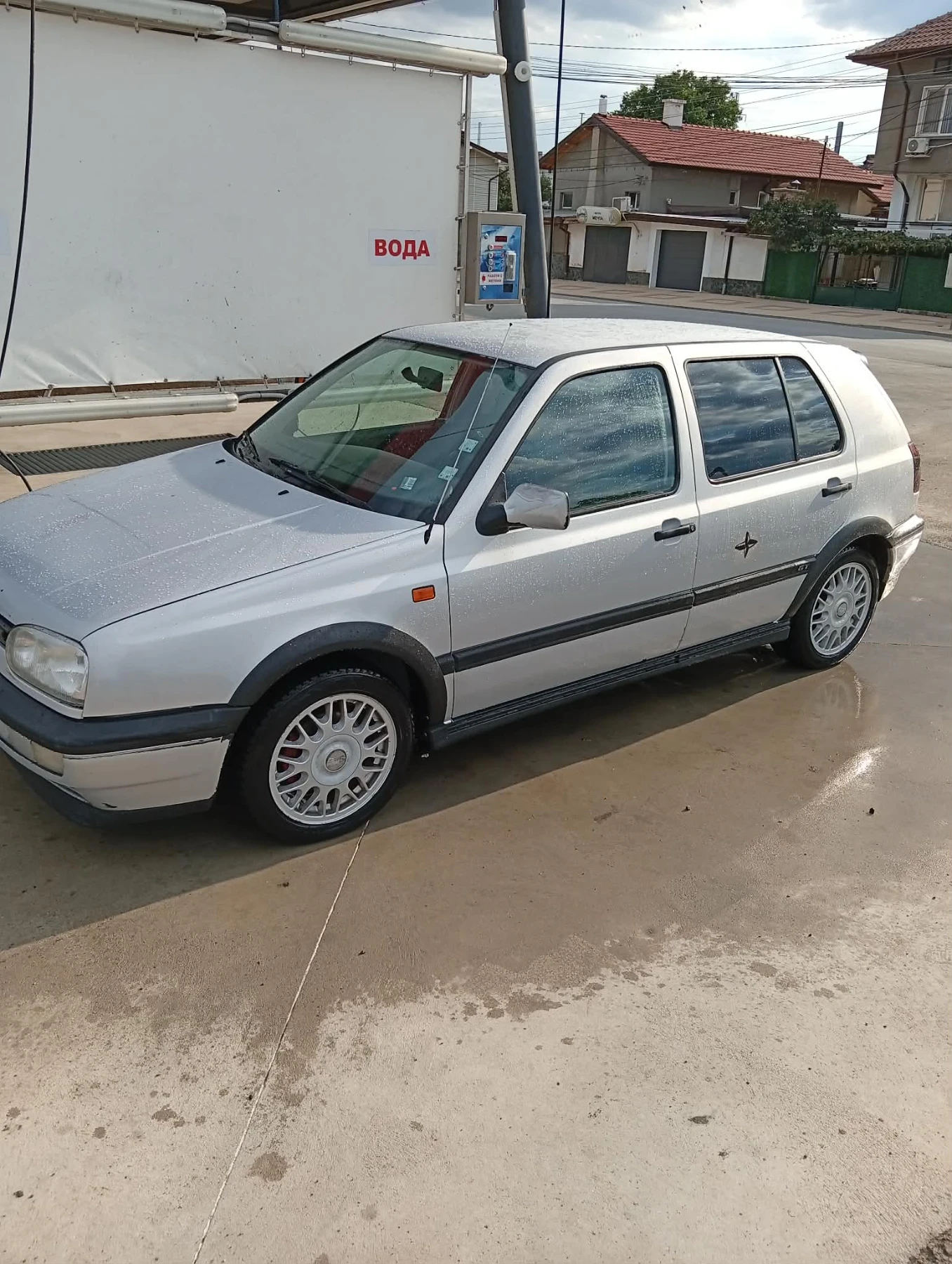 VW Golf 1.6....101 Газ-Бензин, снимка 7 - Автомобили и джипове - 56154952