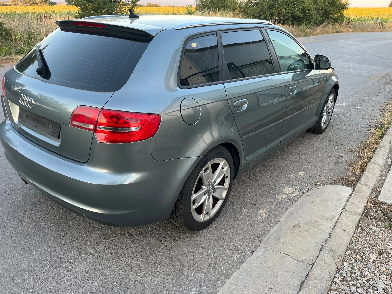 Audi A3 1.8TSI CDAA, снимка 6 - Автомобили и джипове - 56168453